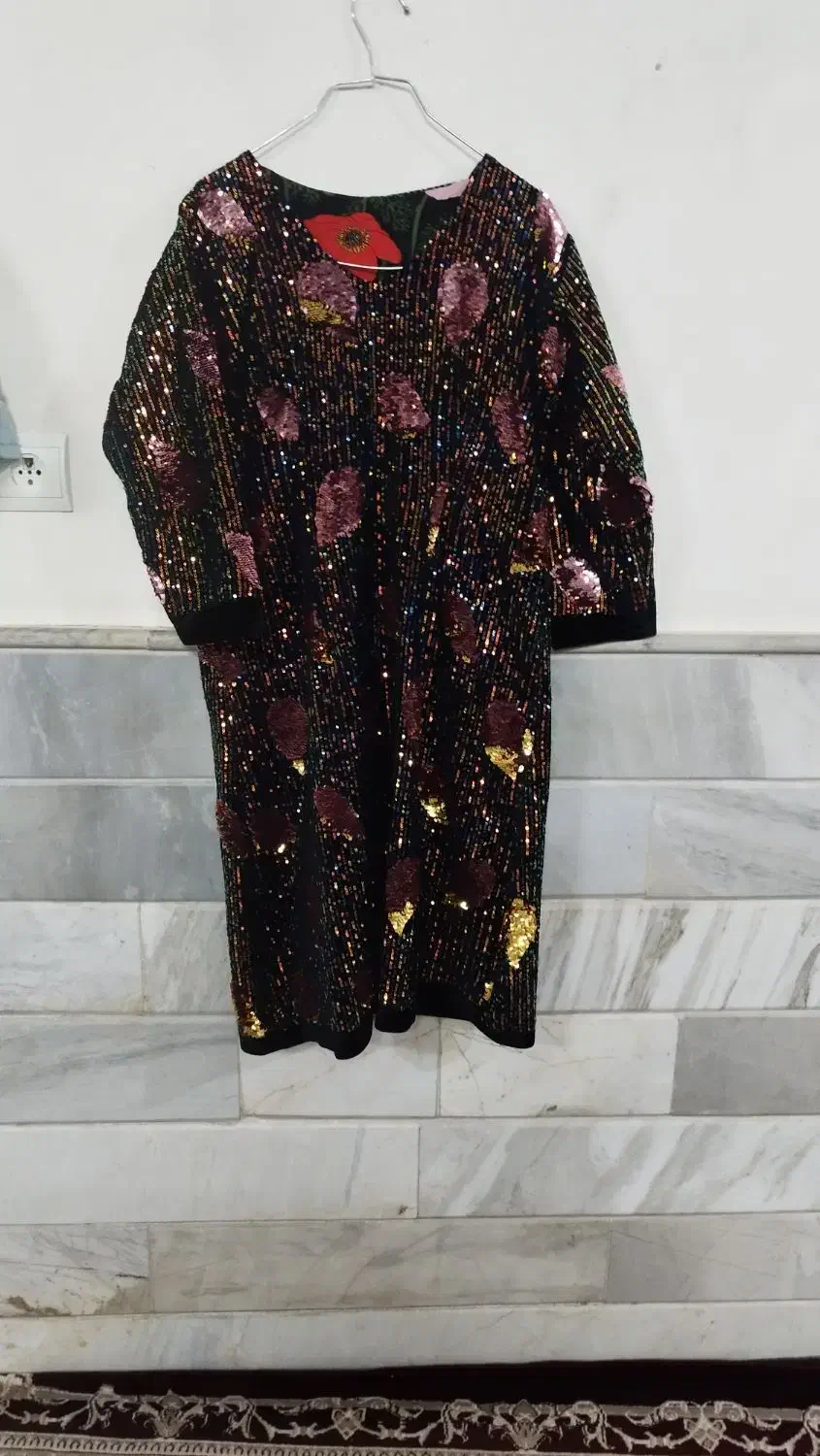 لباس مجلسی خیاط دوخته تمیز سالم|لباس|قم, نخودی|دیوار