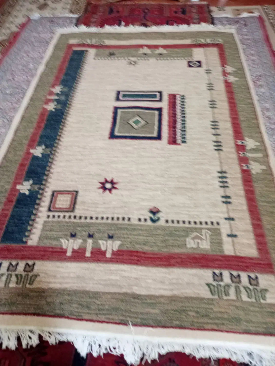 4تخته فرش 6متری دوجفتی هستند|فرش|دامغان, |دیوار