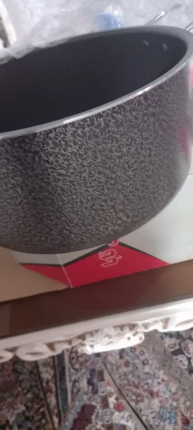 قابلمه|ظروف پخت‌وپز|قم, هفت تیر|دیوار