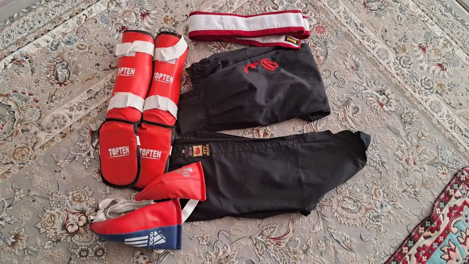 لباس کنگفو|تجهیزات ورزشی|اردکان, |دیوار