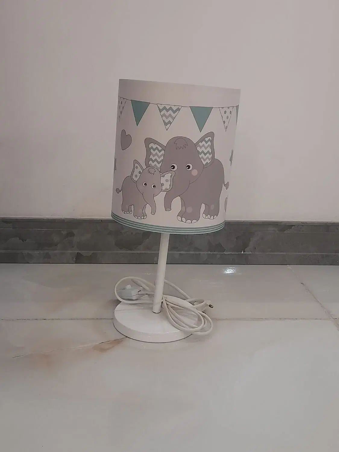 ست راکر و مبل فیل و چراغ خواب در حد نو|اسباب و اثاث بچه|آستانه اشرفیه, |دیوار