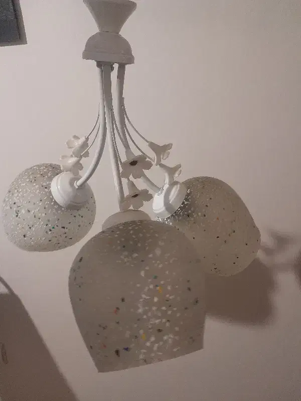 لوستر آویز در حد نو|لوستر و چراغ آویز|کرج, شاهینویلا|دیوار