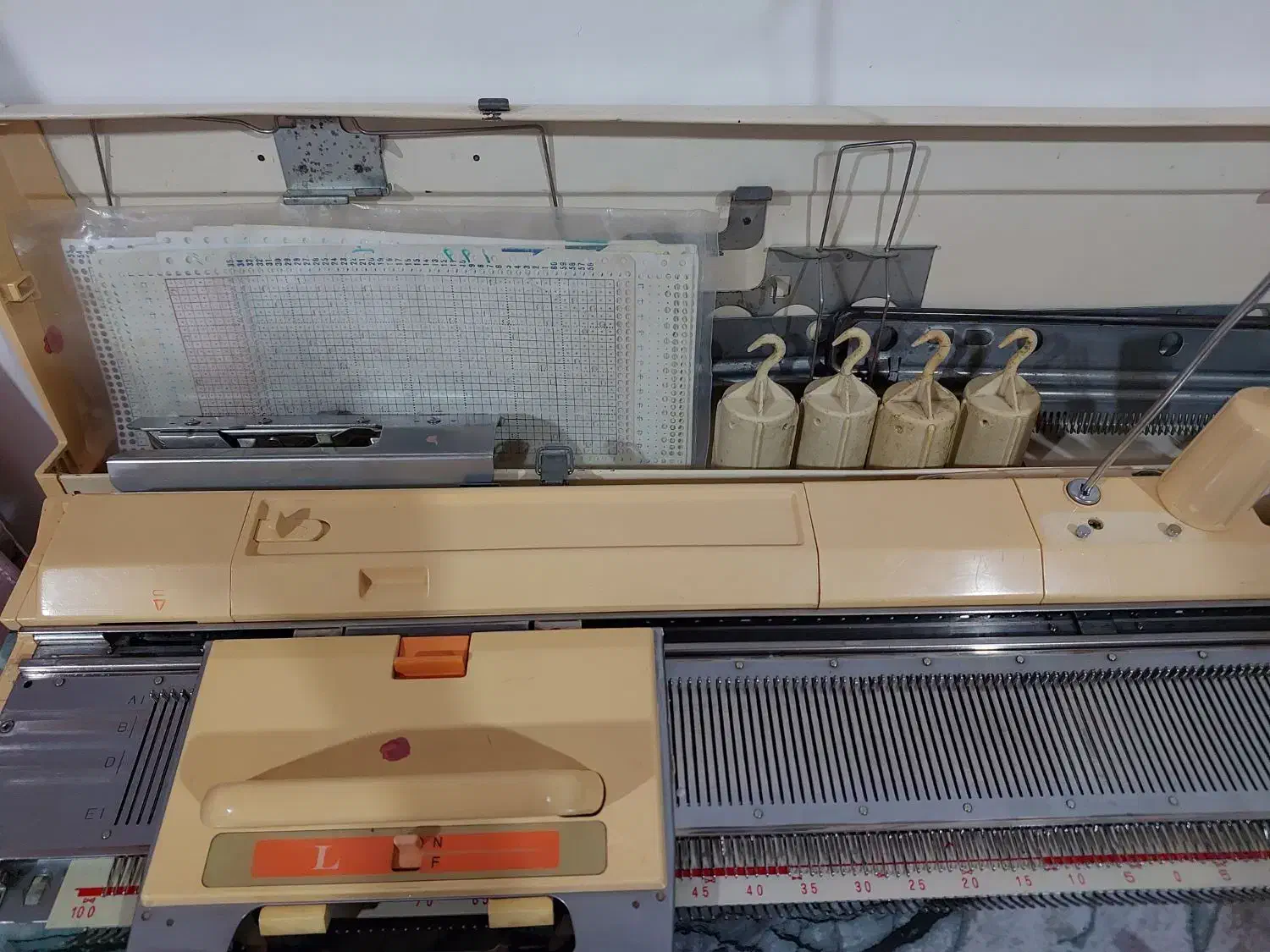 دستگاه بافتنی همه کاره|چرخ خیاطی و ریسندگی|تبریز, |دیوار