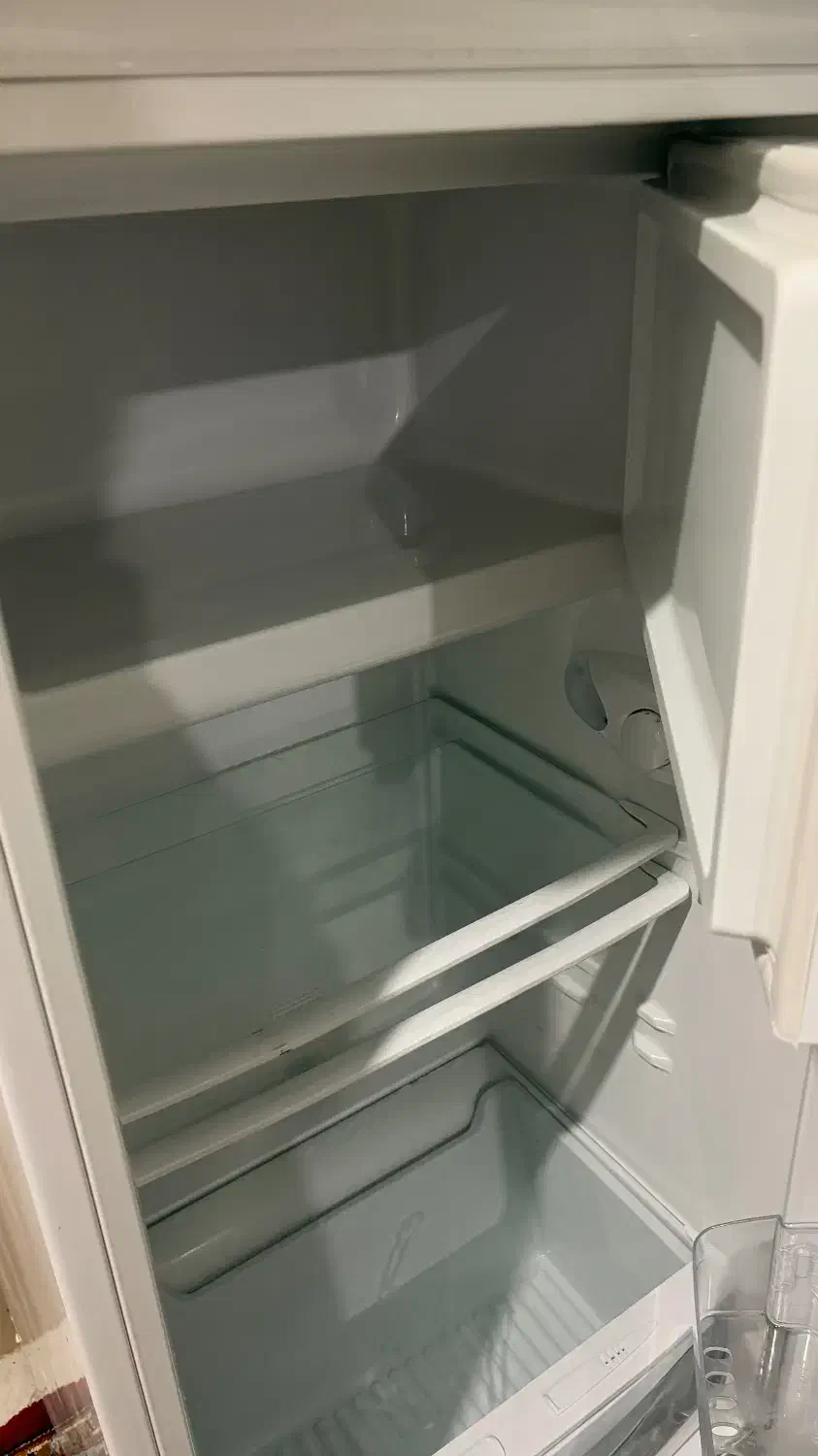 یخچال در حد خیلی نو|یخچال و فریزر|آبپخش, |دیوار