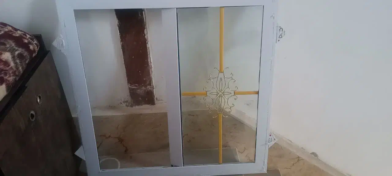 در و پنجره در حد نو|مصالح و تجهیزات ساختمان|اسدآباد, |دیوار