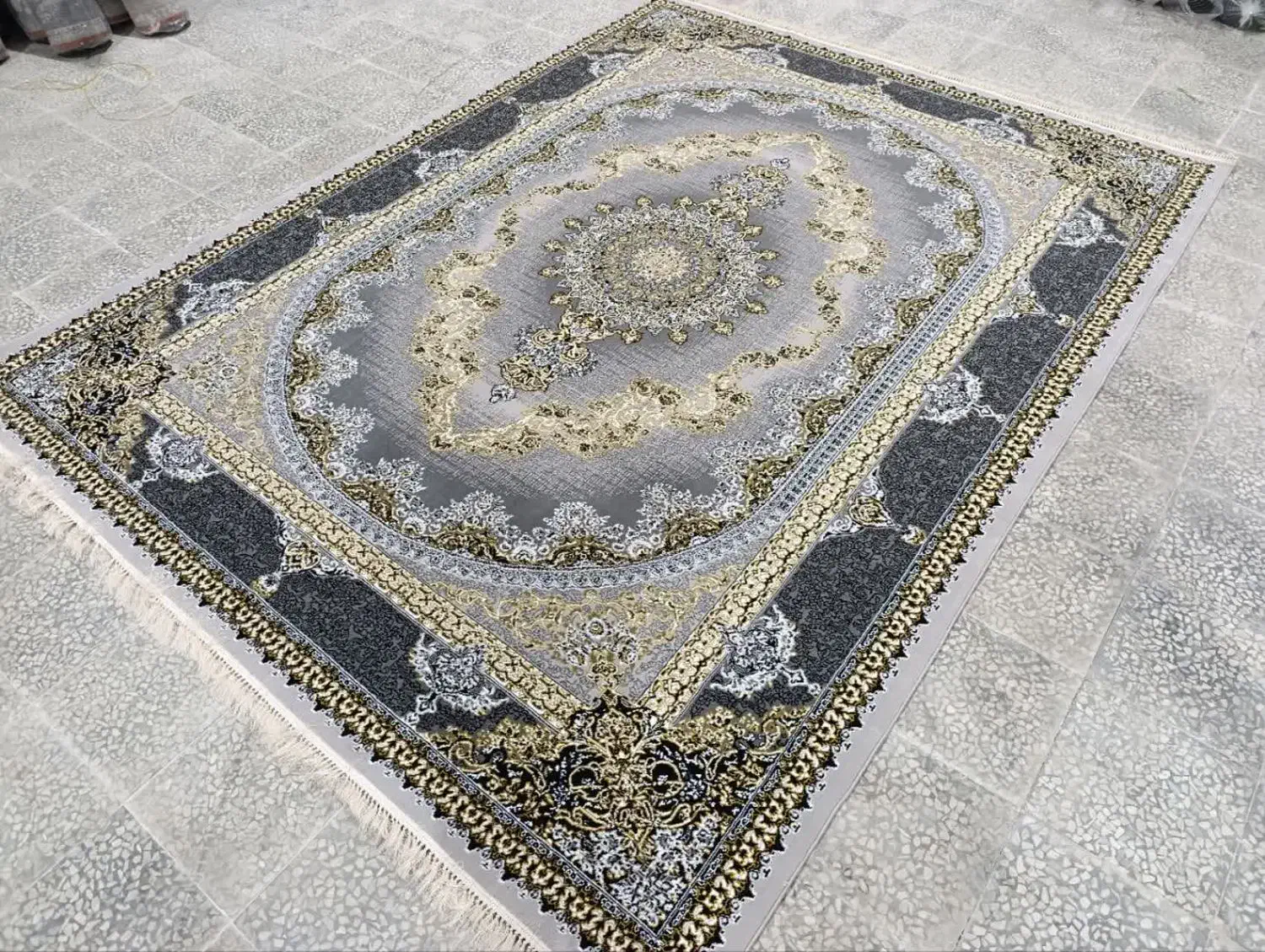 فرش سورنا|فرش|سلماس, |دیوار