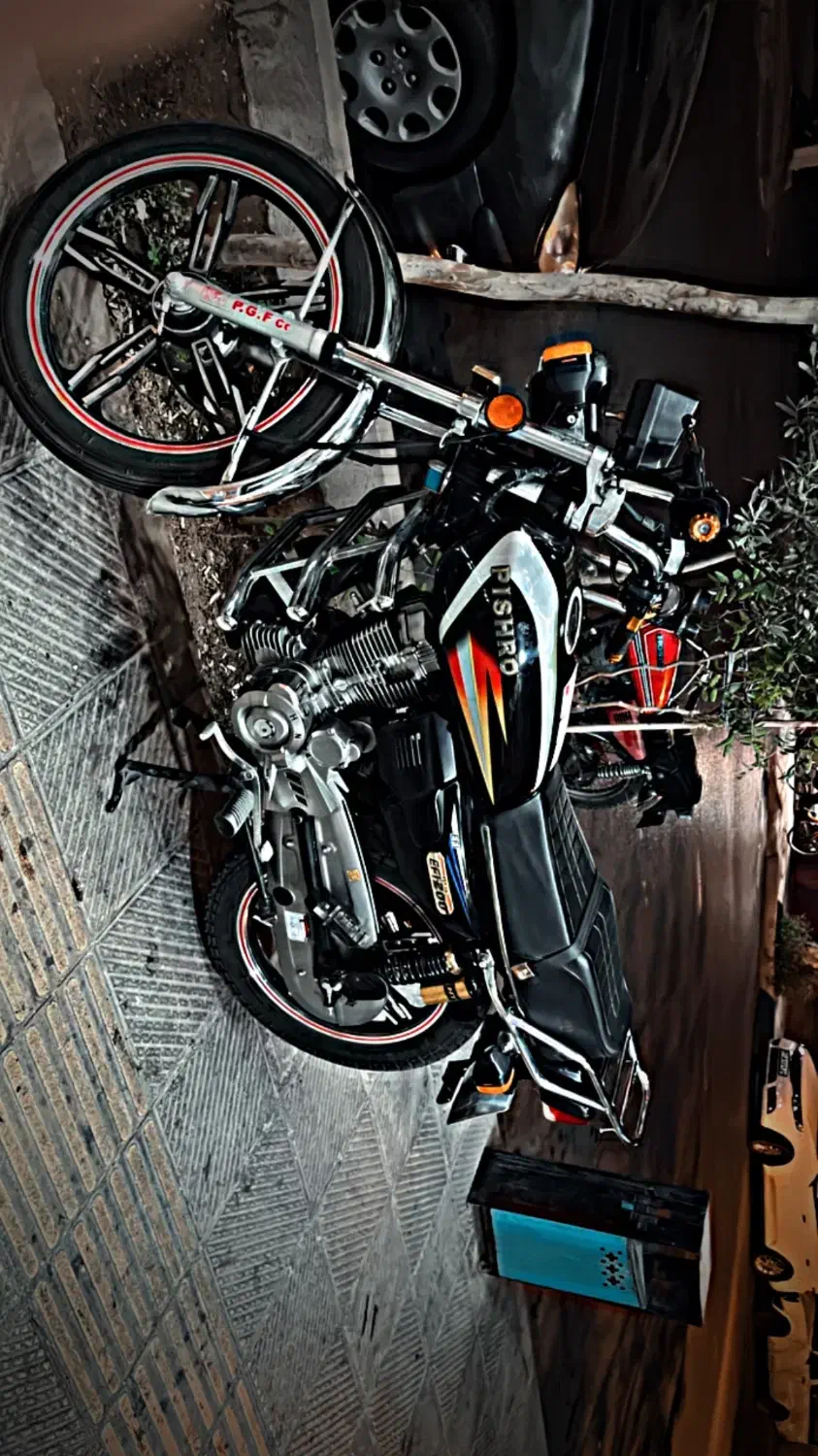 هوندا ۲۰۰ پیشرو بالانسر دار|موتورسیکلت|یزد, |دیوار