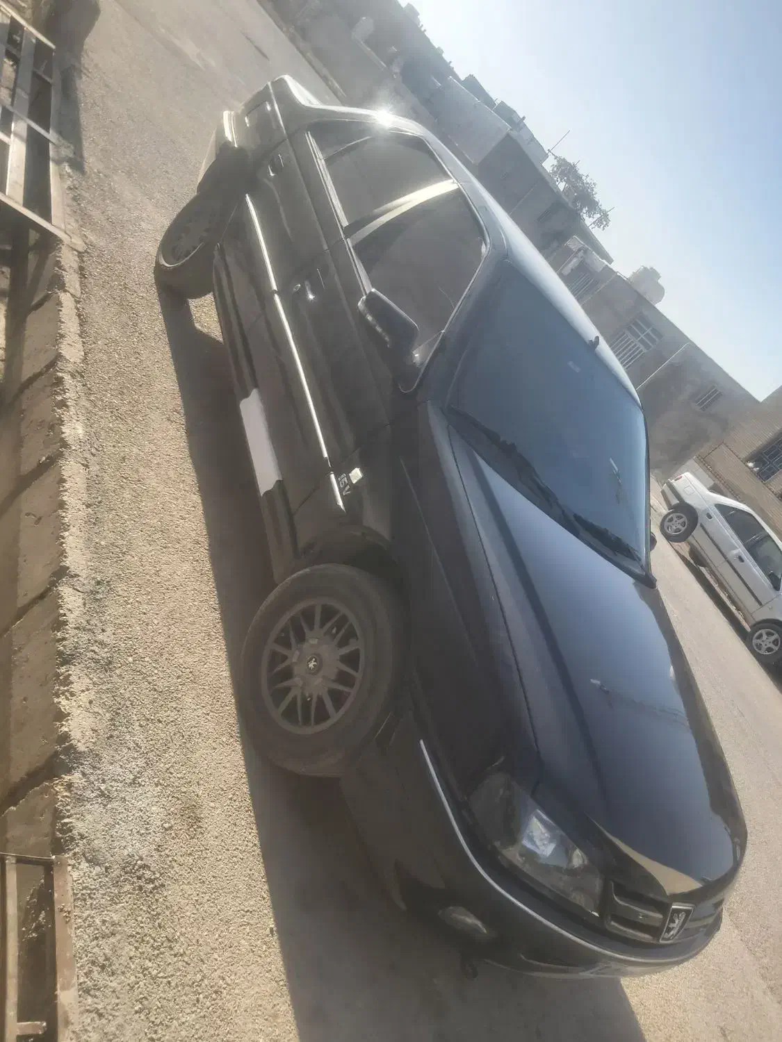 پژو پارس مشکی|خودرو سواری و وانت|یاسوج, |دیوار