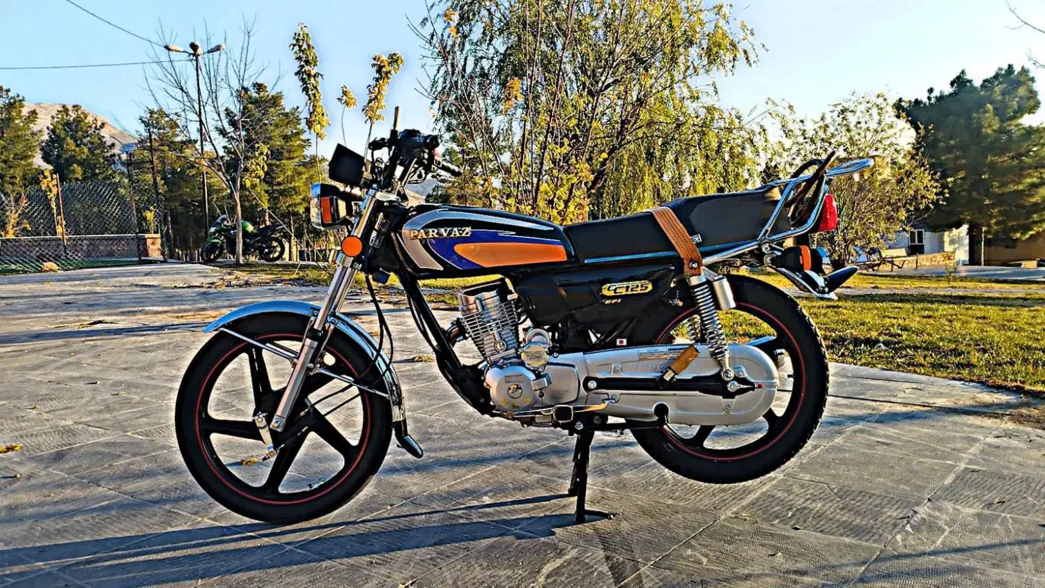 موتور125پرواز|موتورسیکلت|ایلام, |دیوار