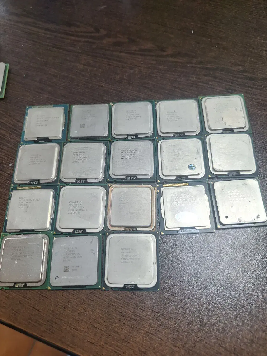 ۳۲ پردازشگر cpuپنیتوم و سلرون|قطعات و لوازم جانبی رایانه|تهران, سهروردی|دیوار