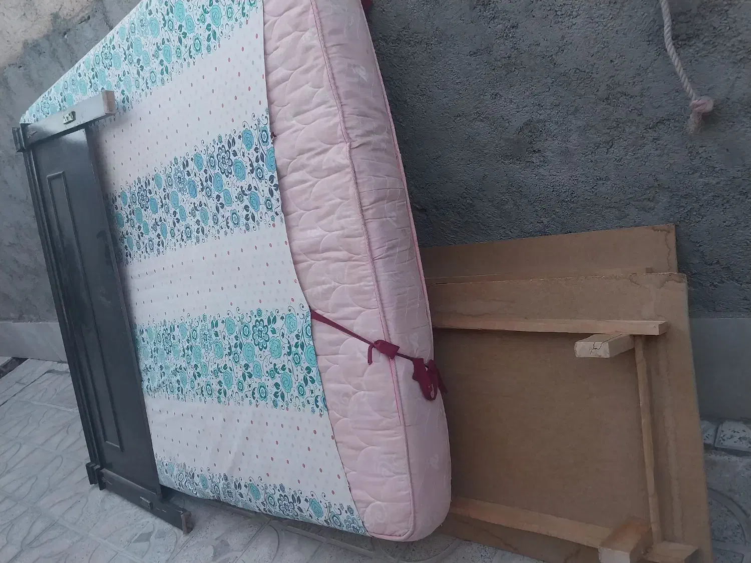 تشک تخت دونفره با دوعدد کفی تخت|تخت و سرویس خواب|محمدیه-قزوین, |دیوار