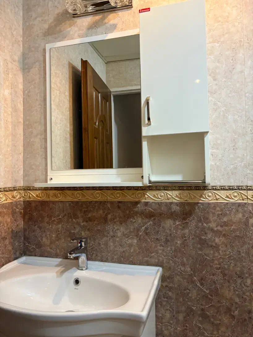 هروی ۱۲۰ متر ساقدوش بنی فاطمه کم واحد طبقه بالا