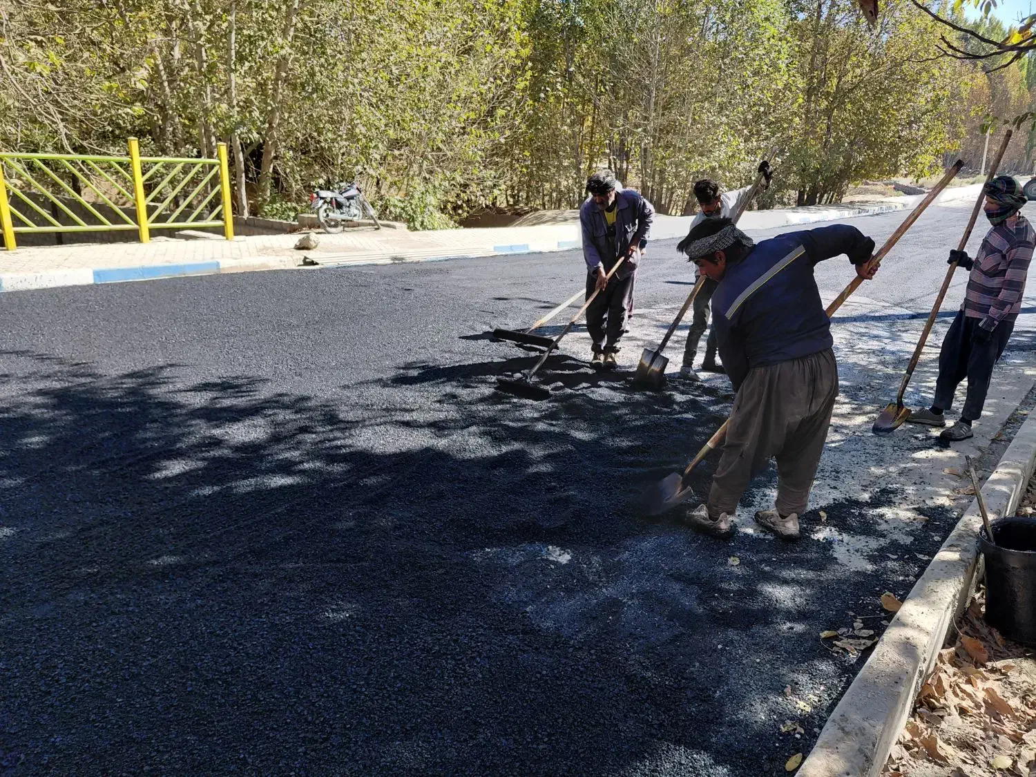 زیرسازی و آسفالت|خدمات پیشه و مهارت|لنجان, |دیوار