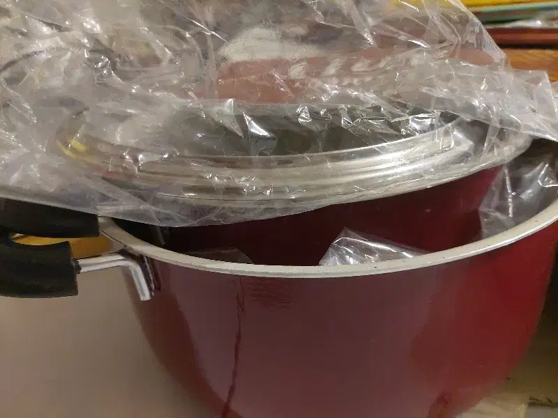 قابلمه ها و تابه استفاده نشده زیرقیمت بدلیل مهاجرت|ظروف پختوپز|ساری, |دیوار