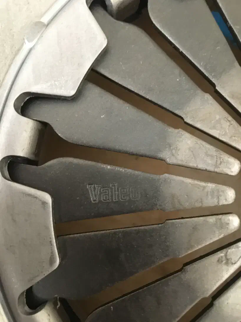 دیسک و صفحه کلاچ والئو سبز|قطعات یدکی و لوازم جانبی|اصفهان, رسالت|دیوار