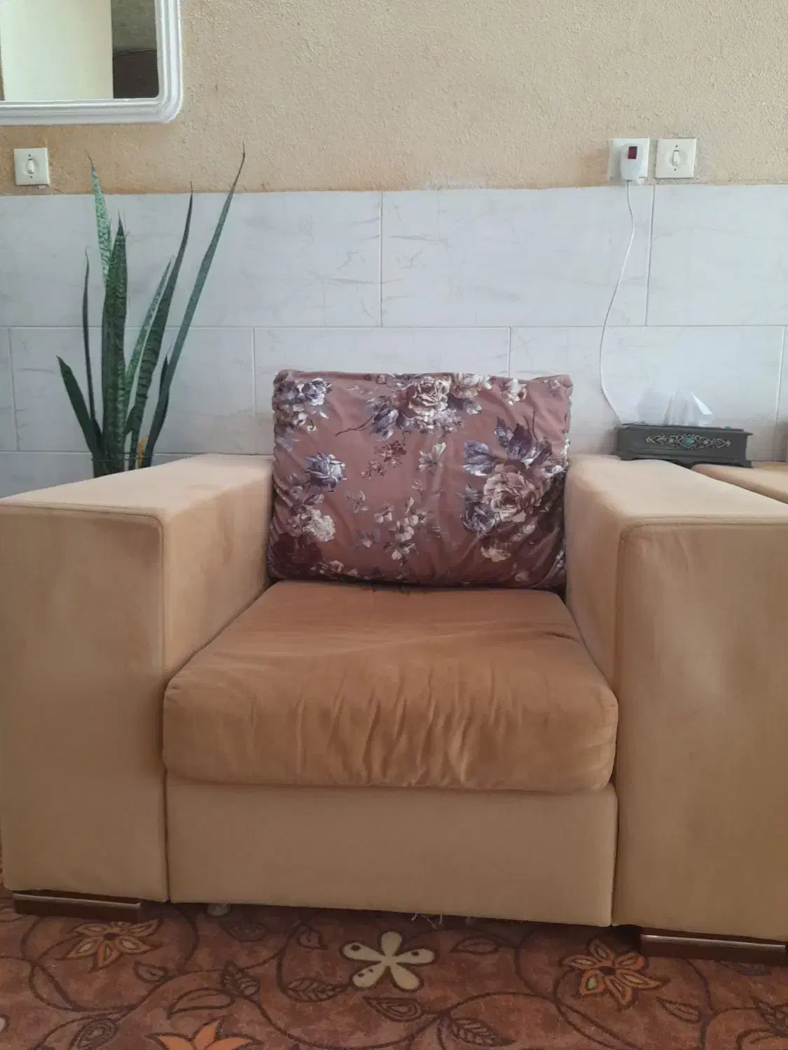 مبل راحتی|مبلمان خانگی و میز عسلی|یزد, |دیوار