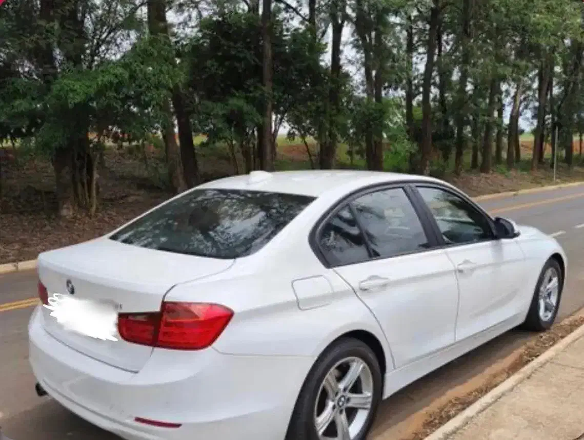 بی ام وه ۳۲۰ ۲۰۱۳|خودرو سواری و وانت|تهران, کامرانیه|دیوار