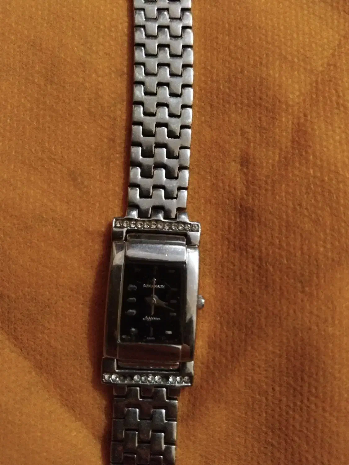 ساعت مچی زنانه|ساعت|قرچک, میرزائی جنوبی|دیوار