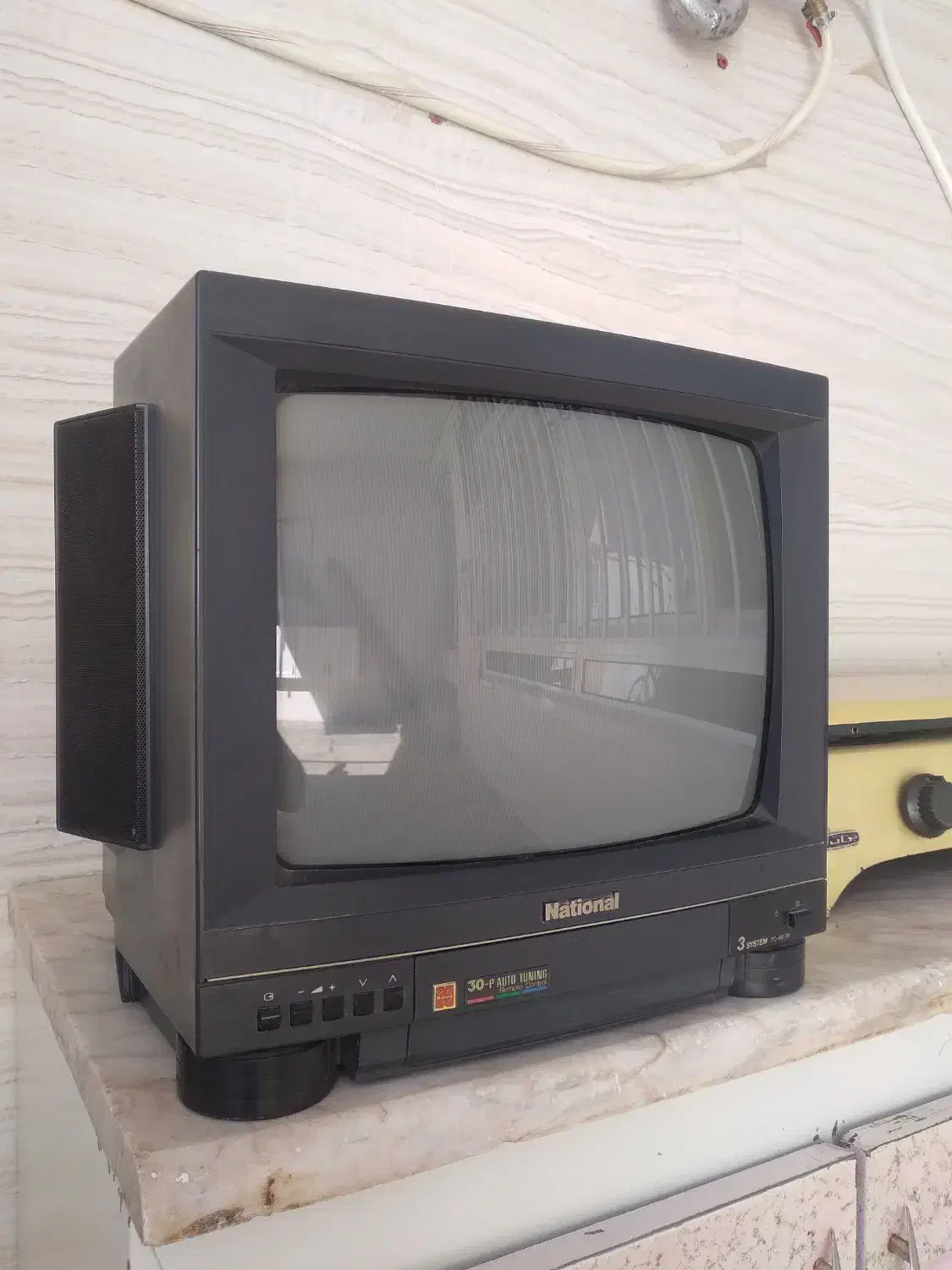 تلویزیون ۱۴ اینچ ناسیونال|تلویزیون و پروژکتور|روانسر, |دیوار