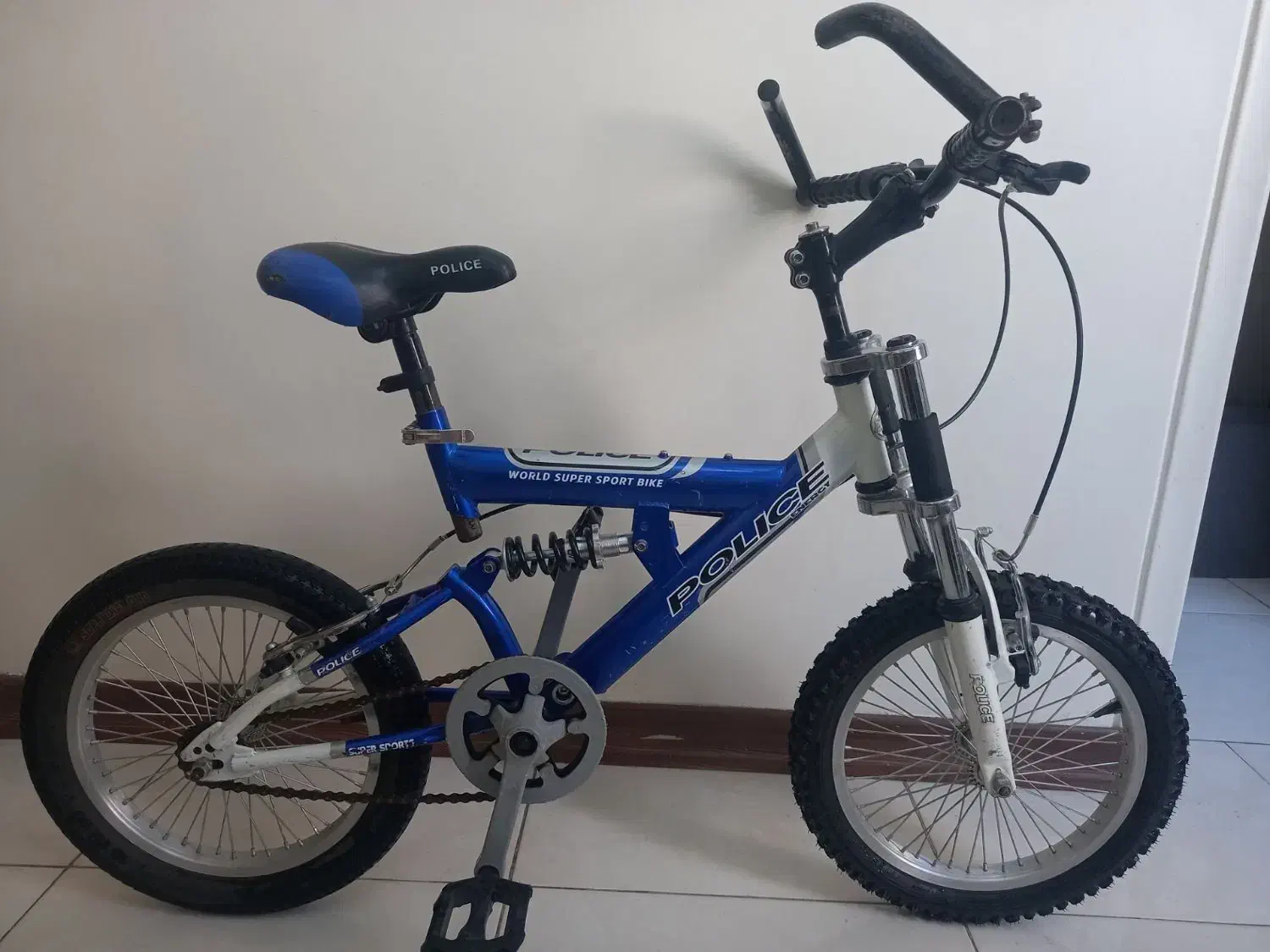 دوچرخه 1‌6 police کمک دار /سالم و آماده استفاده|دوچرخه، اسکیت، اسکوتر|فشم, |دیوار