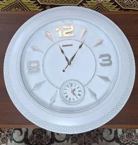 ساعت دیواری سفید|ساعت دیواری و تزئینی|مشهد, اقبال|دیوار