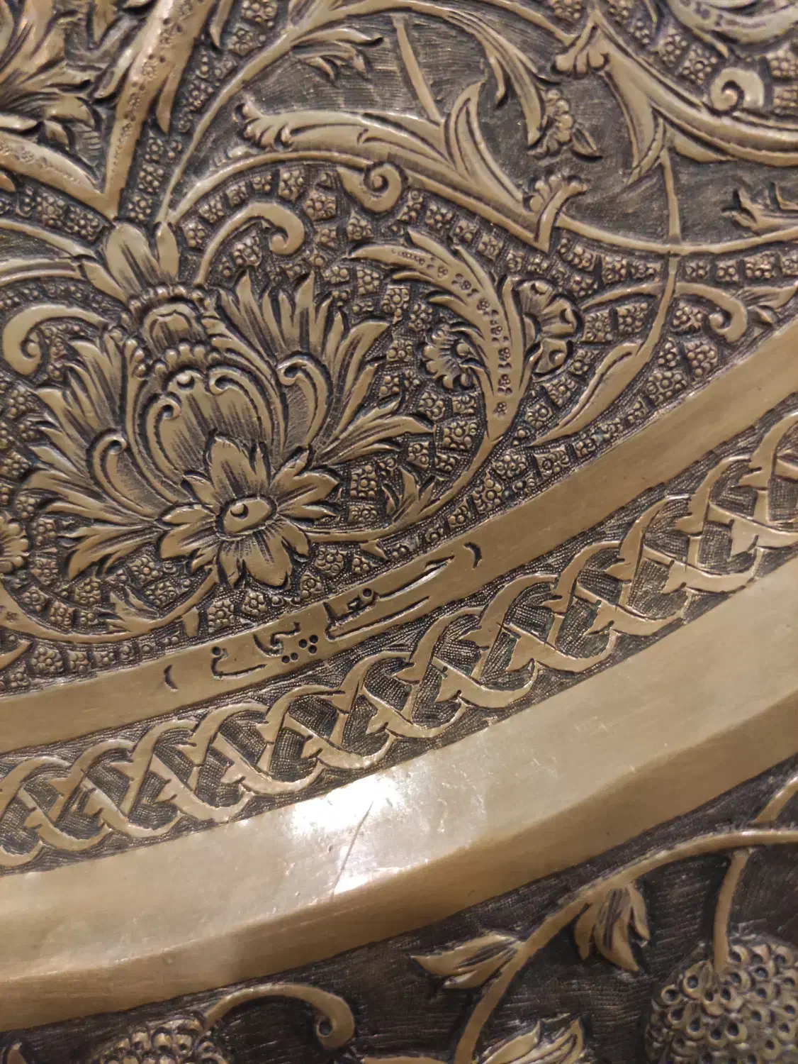 سینی قلم زده مسی|کلکسیون اشیاء عتیقه|تهران, دروس|دیوار