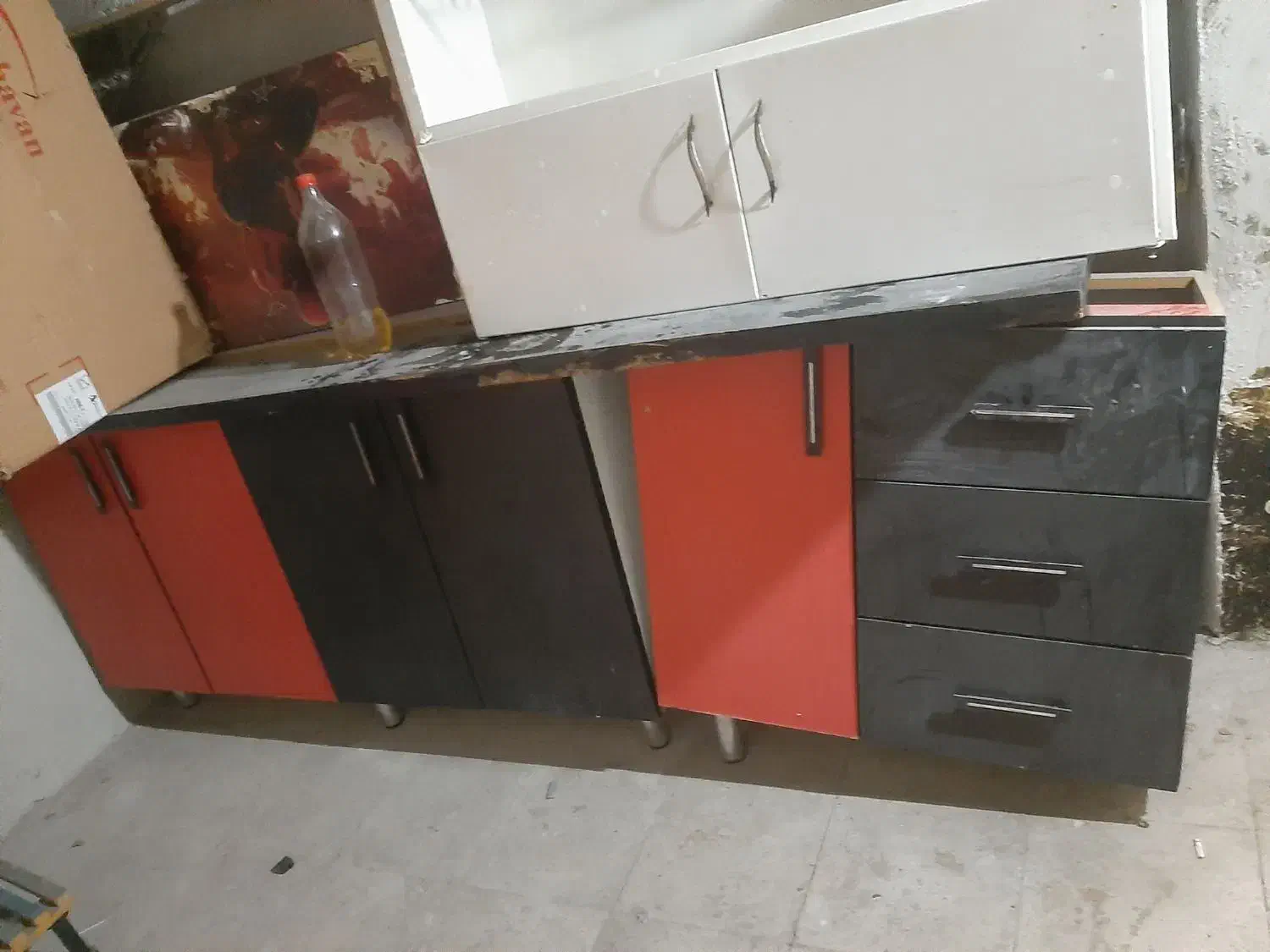 اب چکان|آب‌چکان و نظم‌دهنده ظروف|آبیک, |دیوار