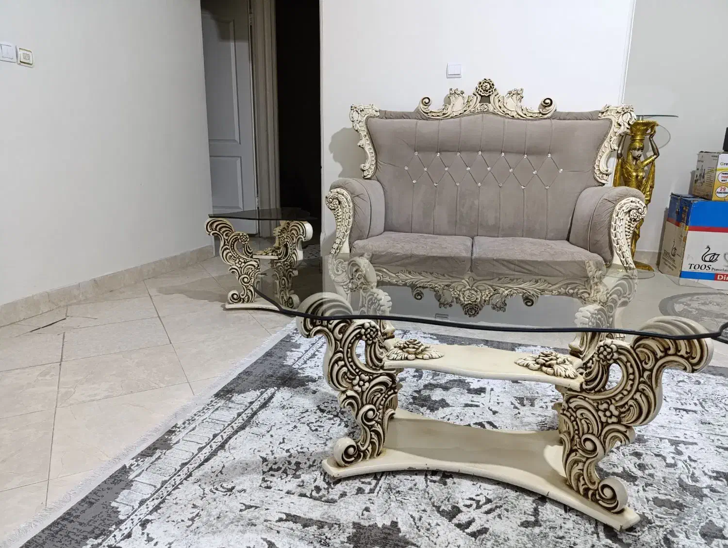 مبل هفت نفره|مبلمان خانگی و میز عسلی|کرج, ساماندهی|دیوار