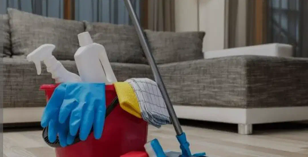 خدمتکار منزل هستم|خدمات نظافت|لاهیجان, شیشه گران|دیوار