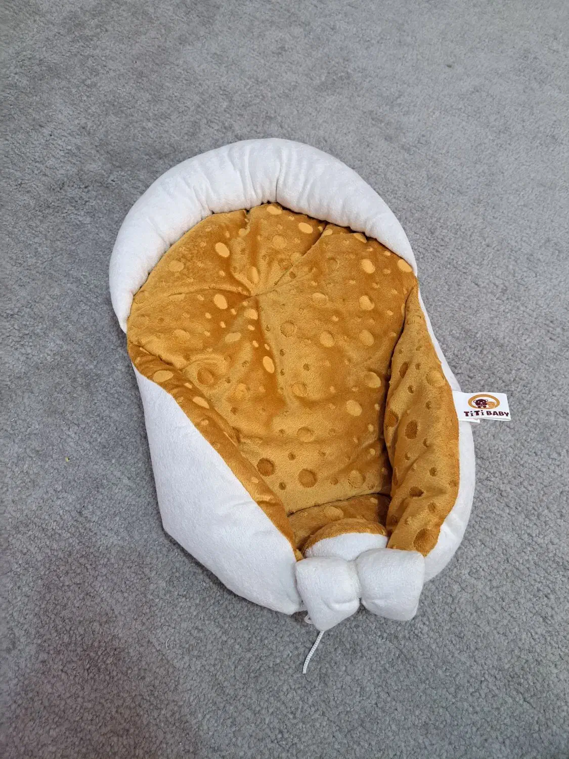 آغوشی سوئیسی|اسباب و اثاث بچه|مبارکه, |دیوار