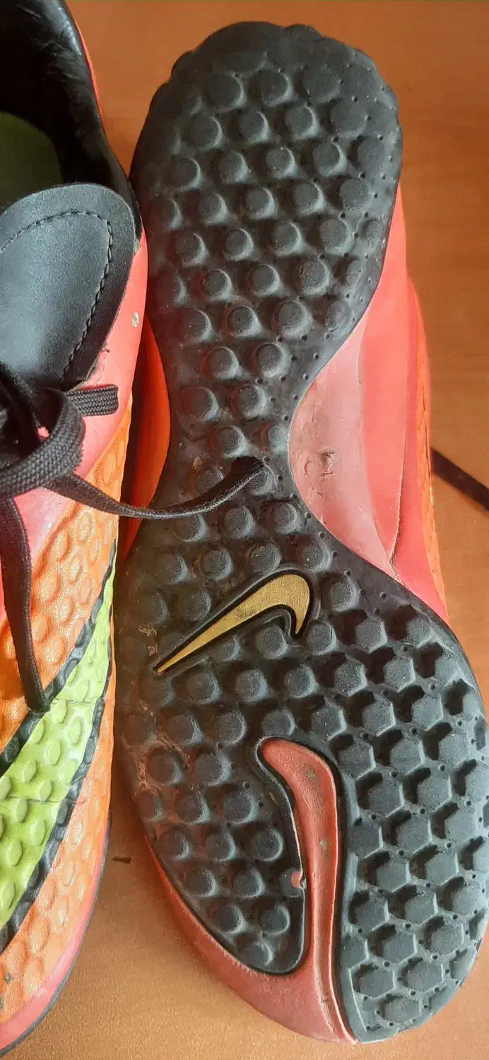 کتونی فوتبال سایز۳۹|کیف، کفش، کمربند|اسلامشهر, شهرک واوان|دیوار