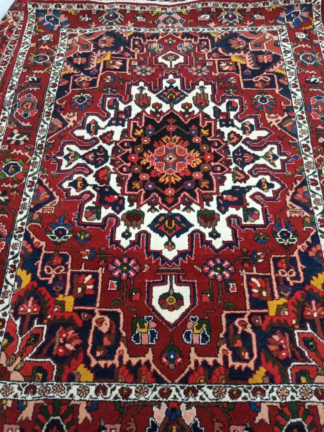 فرش پشم رنگرری گیاهی|فرش|فارسان, |دیوار