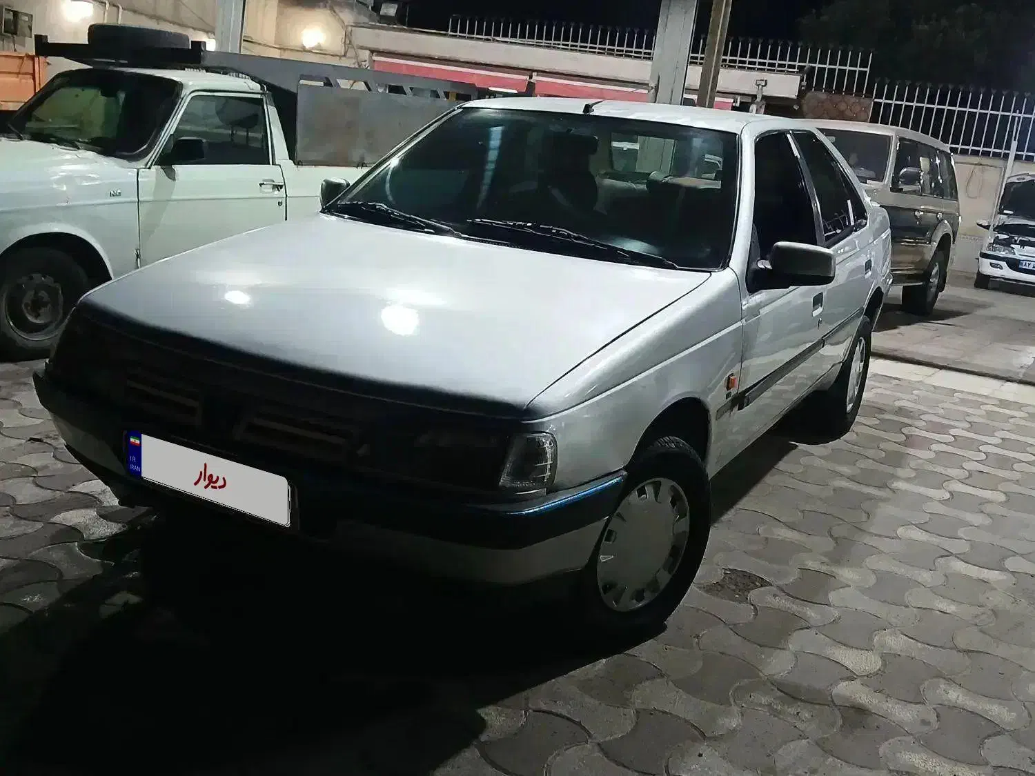 ۴۰۵ نقره ای مدل ۸۸|خودرو سواری و وانت|لاهیجان, کوی زمانی|دیوار