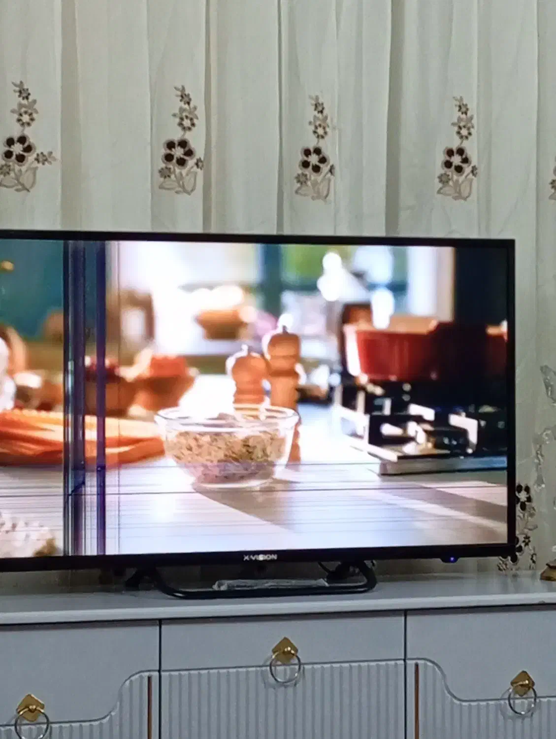 تلویزیون 43اینچ|تلویزیون و پروژکتور|مشهد, تبادکان|دیوار