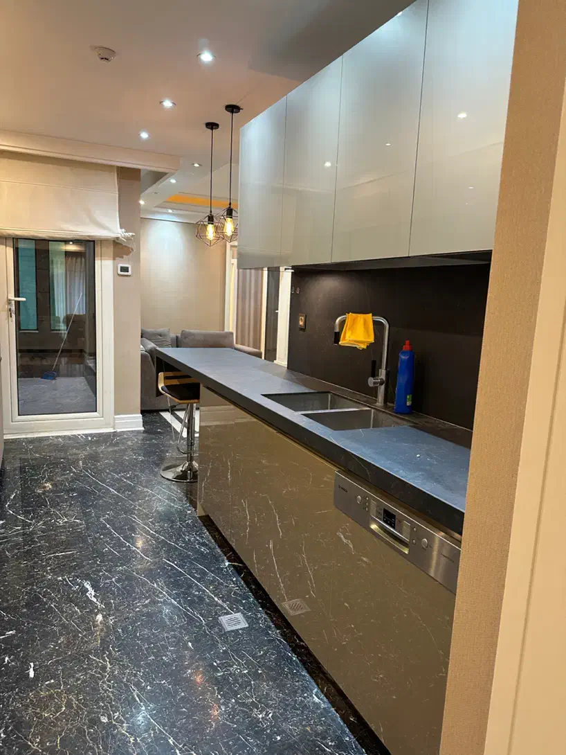 زعفرانیه 135 متر سوپر لوکس مبله و غیر مبله