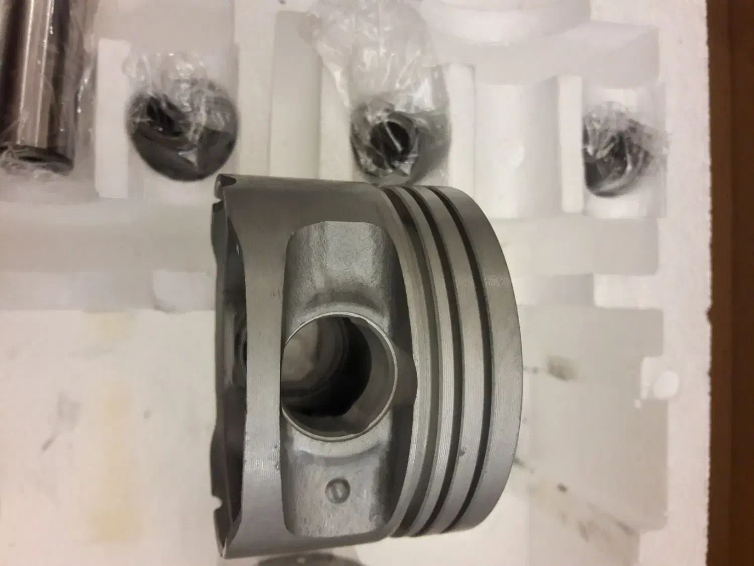 پیستون پژو 405|قطعات یدکی و لوازم جانبی|تهران, صادقیه|دیوار