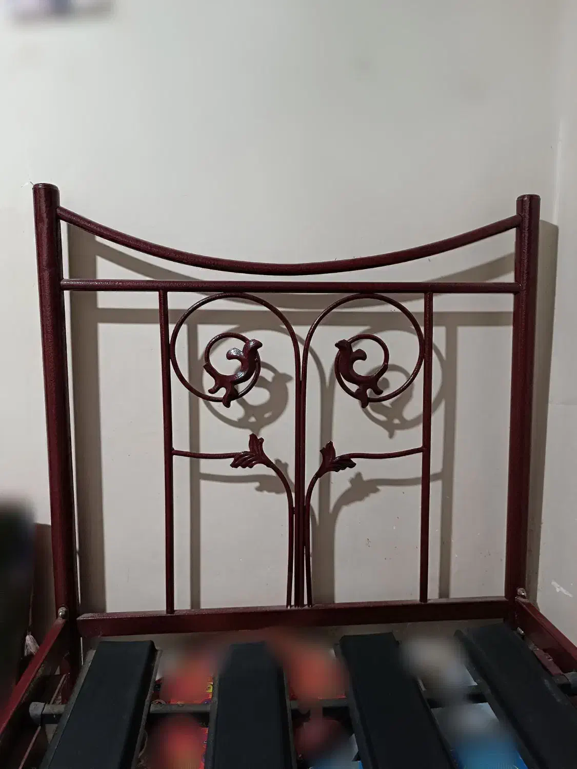 تخت فلزی تک نفره با کفی فلزی|تخت و سرویس خواب|لنگرود, |دیوار