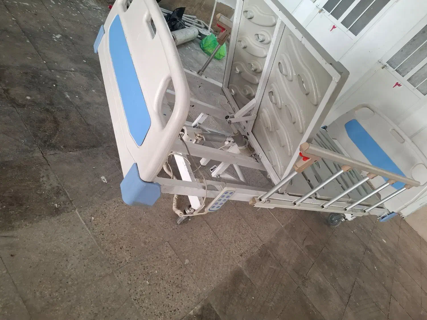 اجاره تخت بیمارستانی اسایش سالمندان|آرایشی، بهداشتی، درمانی|کرج, ساسانی (قلمستان)|دیوار