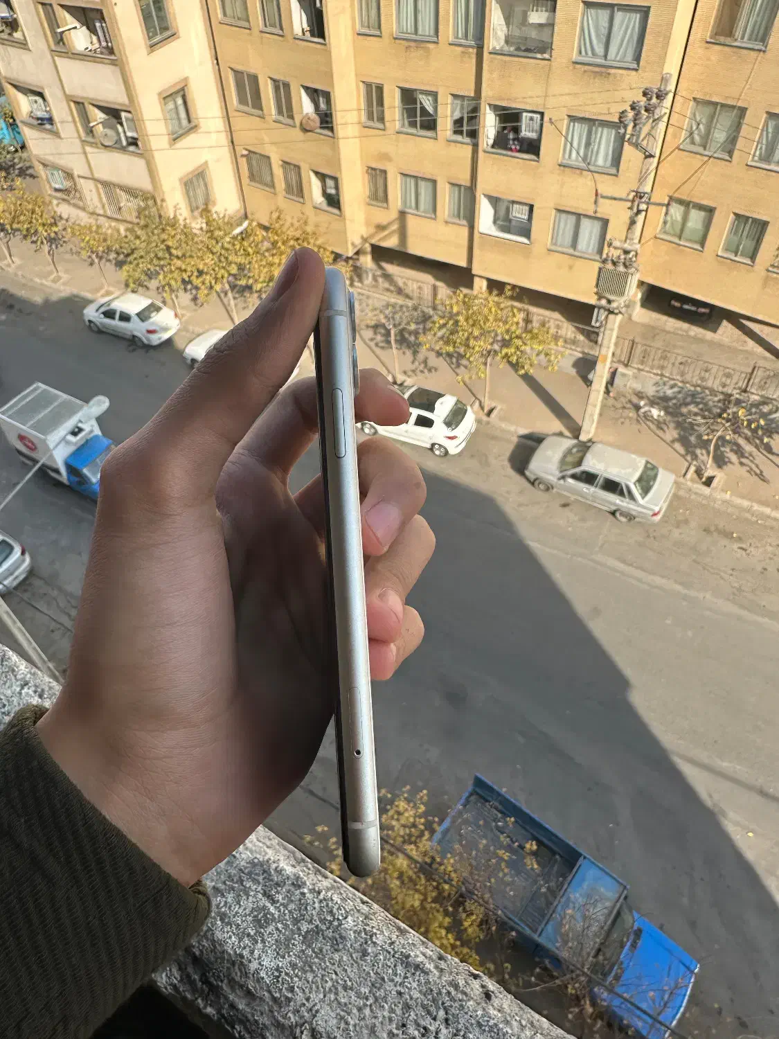 آیفون ۱۱ نرمال ۱۲۸ سفید|موبایل|مشهد, کوه سنگی|دیوار