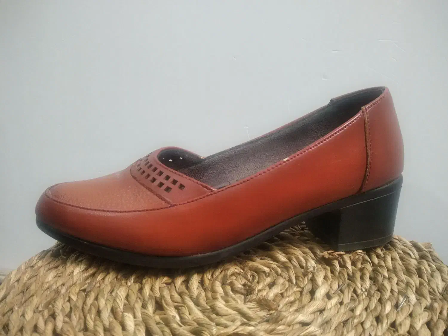 کفش|کیف، کفش، کمربند|شاهرود, |دیوار