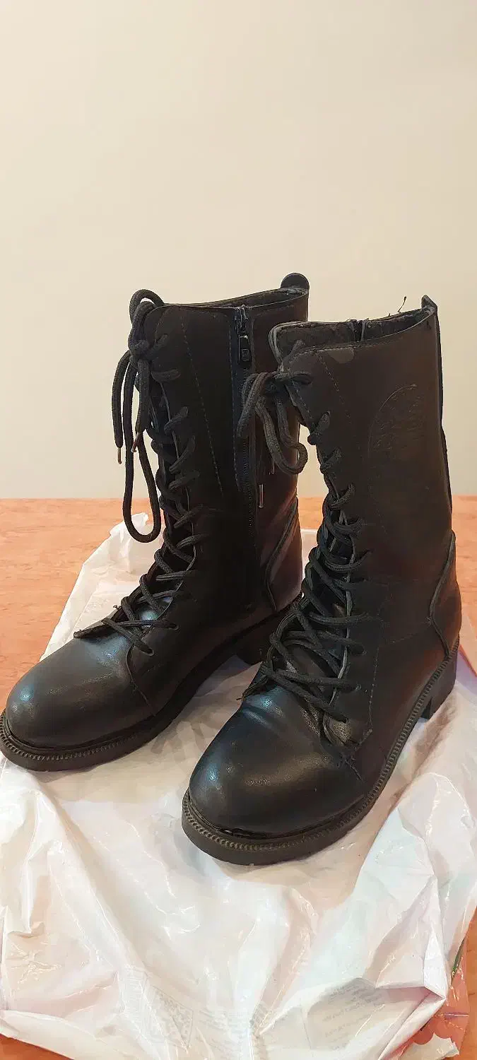 بوت زنانه سایز ۳۸|کیف، کفش، کمربند|فولادشهر, B7|دیوار