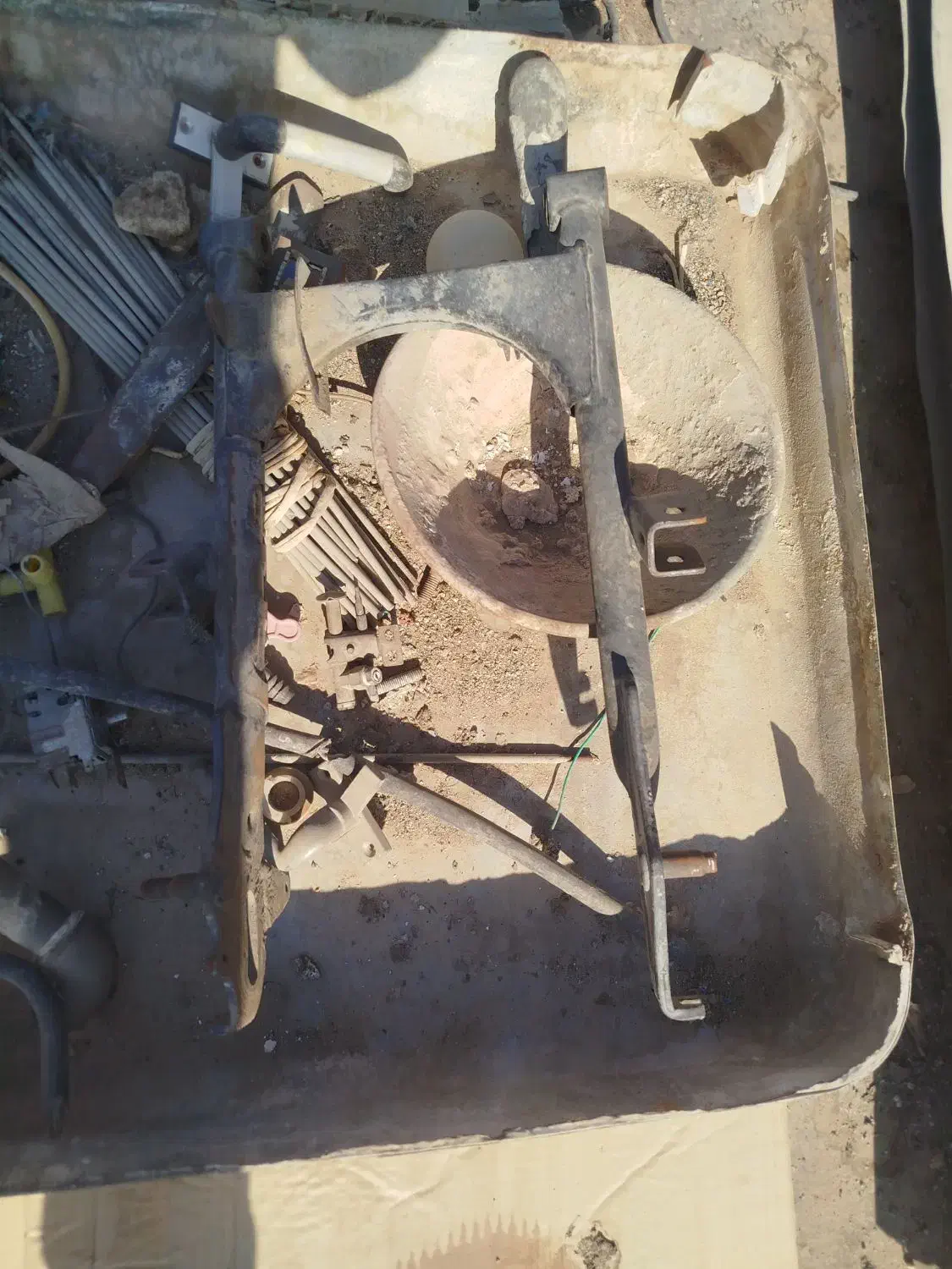 اگزوز کمک جلو دوشاخ عقب|قطعات یدکی و لوازم جانبی|یزد, |دیوار