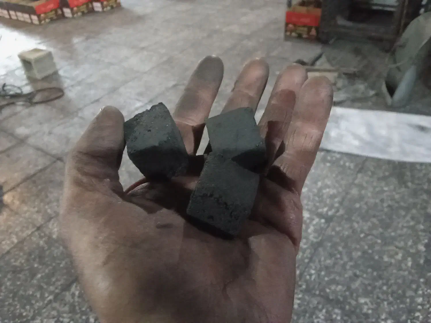 ذغال پسته«افتخار»|خدمات پیشه و مهارت|خمینی‌شهر, |دیوار