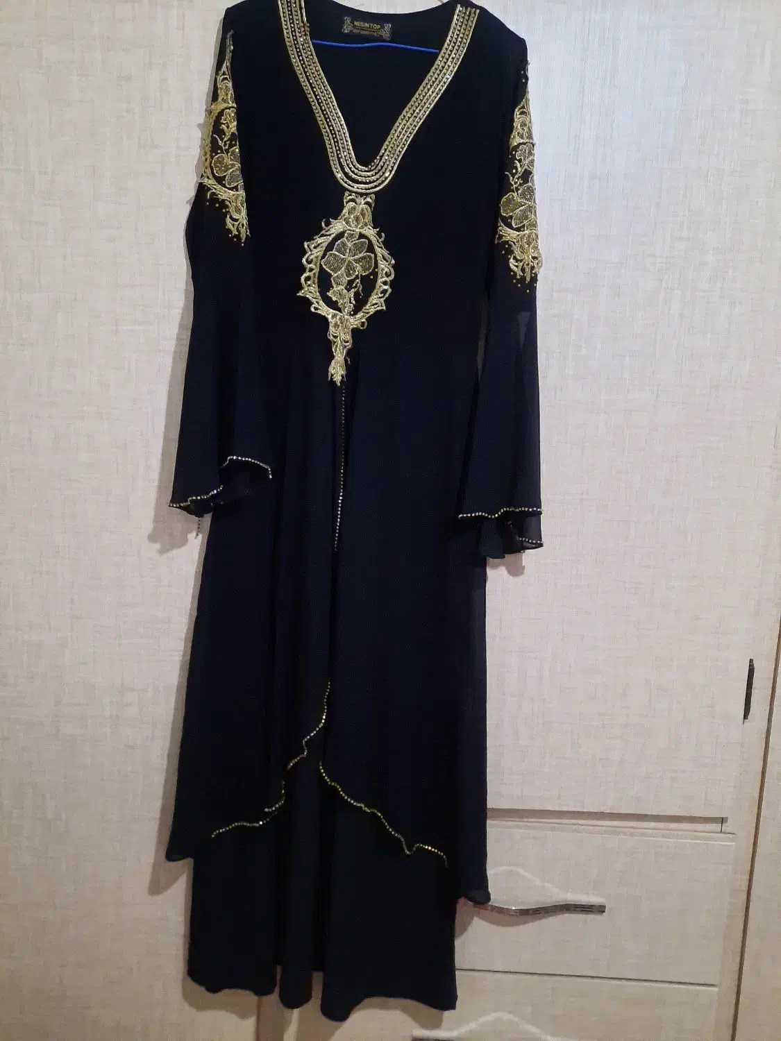 پوشاک|لباس|بیجار, |دیوار