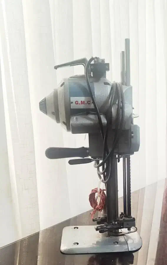 قیچی عمود بر خیاطی GMC|لوازم خیاطی و بافتنی|تهران, ایوانک|دیوار