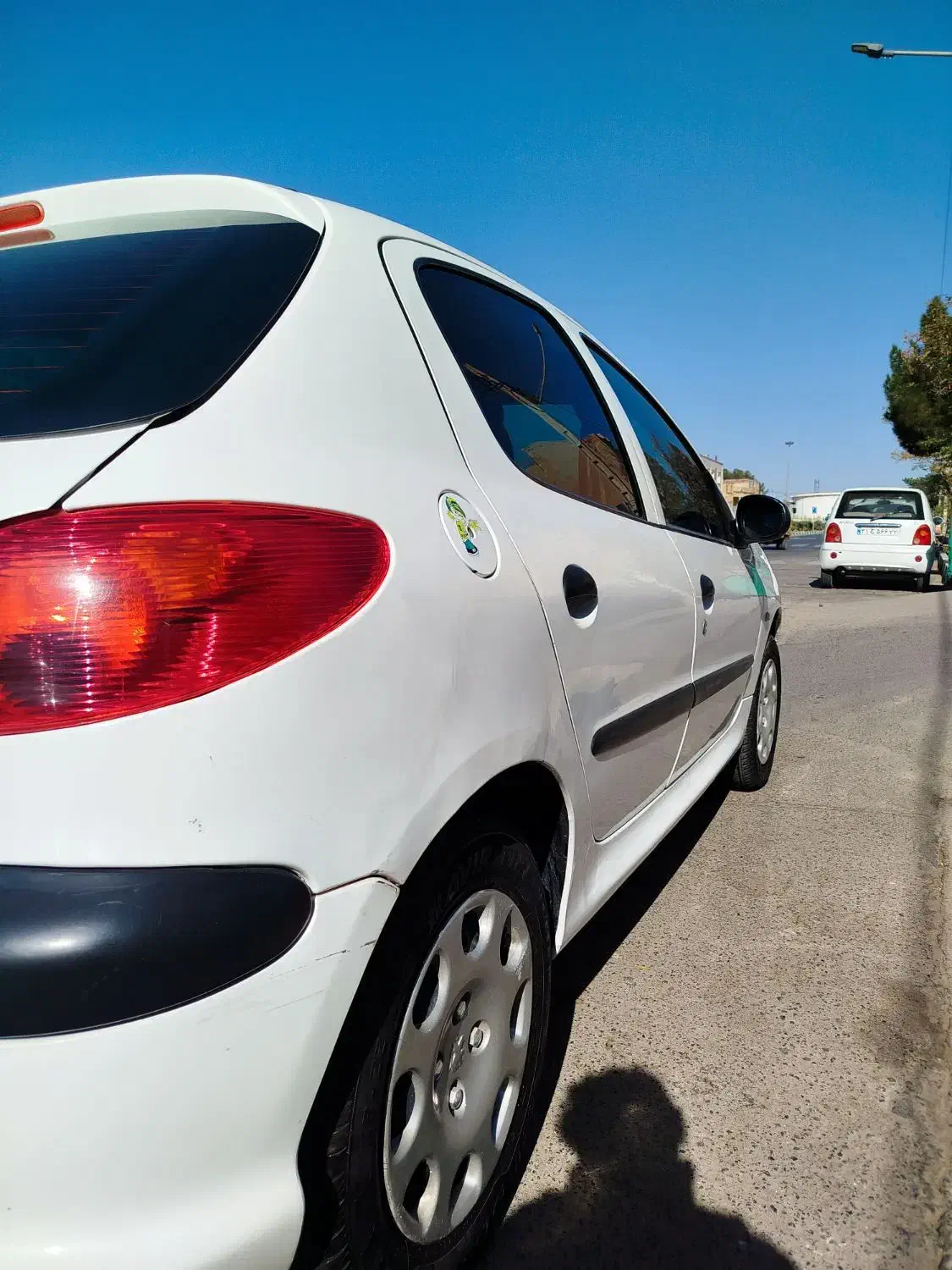 پژو 206|خودرو سواری و وانت|سبزوار, باهنر|دیوار