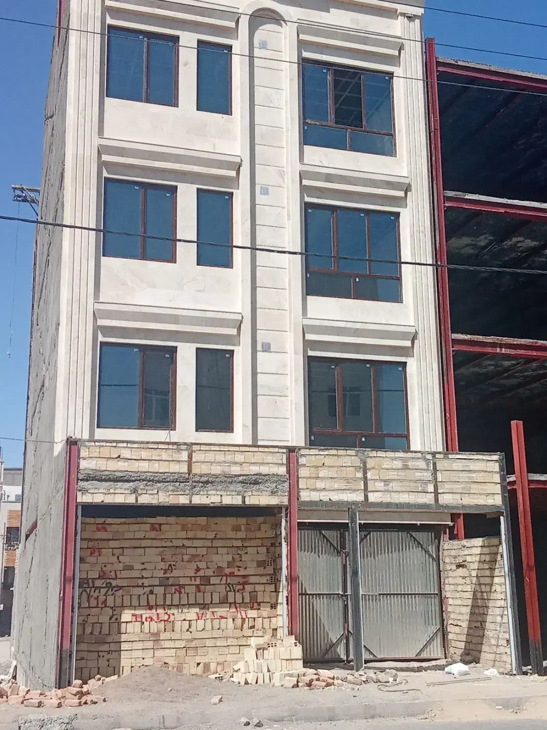 تولید و نصاب انواع در و پنجره upvcباقیمتی مناسب|خدمات پیشه و مهارت|بیرجند, |دیوار