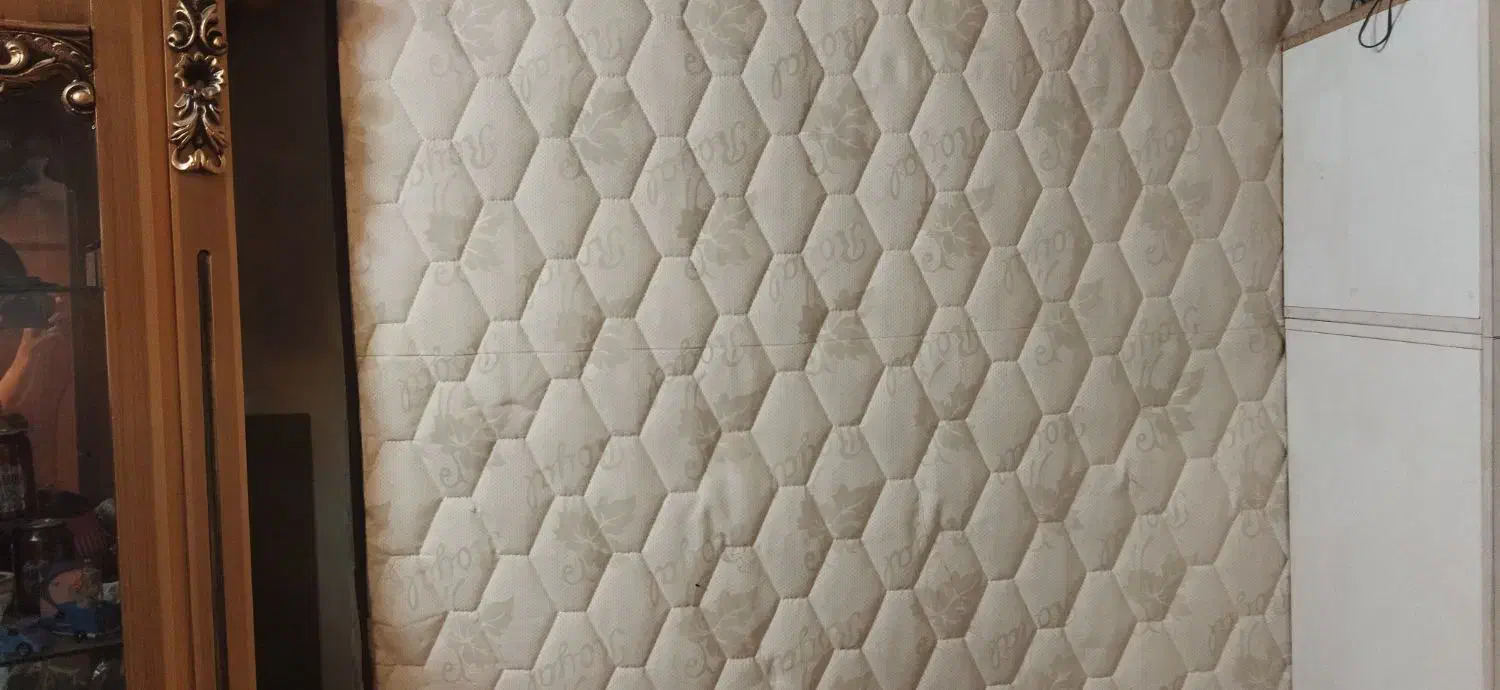 تشک دو نفره رویال اصل|تشک تختخواب|اصفهان, ملک‌شهر|دیوار