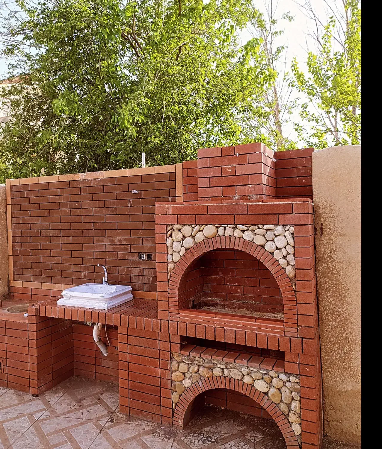 کاشی کار|خدمات پیشه و مهارت|کازرون, |دیوار