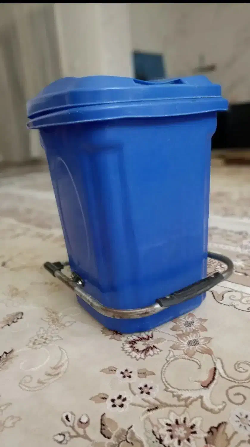 سطل زباله|لوازم نظافت|شیراز, میرزاکوچک خان|دیوار